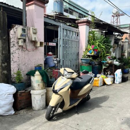 Bán đất tặng nhà C4 136m2 mặt tiền chợ Gò Công Long Thạnh Mỹ, giá 6.x tỷ