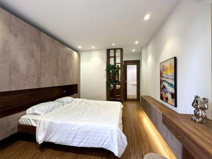 Đỉnh, siêu phẩm Láng Hạ, ngõ to, nông, kinh doanh dễ, 45m, giá 20 tỷ, nhà mới, 30m ra đường lớn.