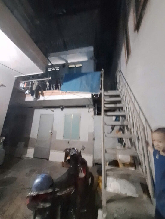 – ????( 13LX)BÁN NHÀ CẤP 4 + DÒNG TIỀN 14TRIEU /THÁNG