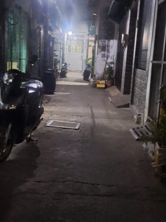 – ????( 13LX)BÁN NHÀ CẤP 4 + DÒNG TIỀN 14TRIEU /THÁNG