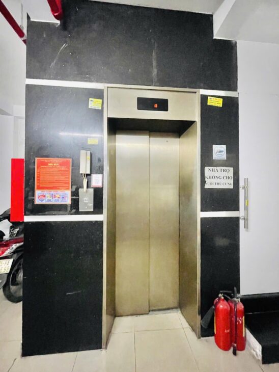 CHDV Tân Phú, Dòng tiền 170tr/thg 5 tầng Hẻm 8m, có PCCC