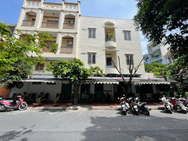 Gò Vấp, Hot Hot ! Quán Đẹp ! SANG QUÁN Cafe Góc 2 MT vị trí đẹp, DTSD : 9m x 22m, Tel :
