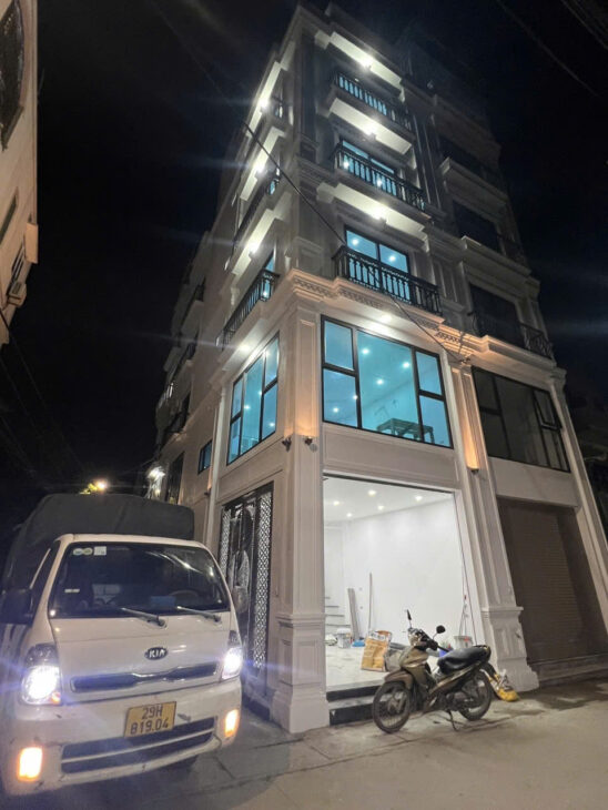 Bán nhà mặt đường oto tránh kinh doanh, 7 tầng thang máy, gần KĐT Hindo Royal Park, chỉ hơn 8 tỷ.