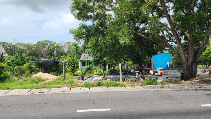 Bán 302m2 đất thổ cư mặt tiền Nguyễn Chí Thanh, LaGi giá đầu tư chính chủ