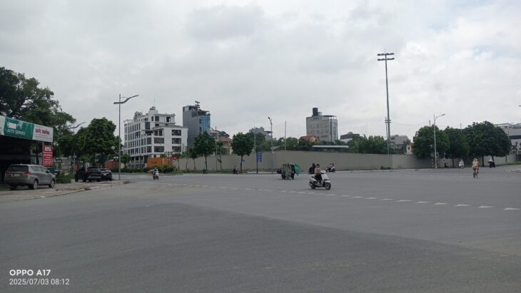 BÁN ĐẤT ĐẸP NGỌC THỤY – Ô TÔ 7 CHỖ VÀO NHÀ – GẦN PHỐ, GẦN TRƯỜNG, GẦN HỒ 📍 Vị trí: Ngọc Thụy,