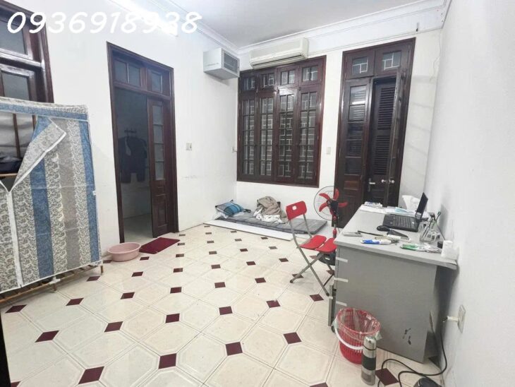 45 tỷ-tòa nhà siêu VIP Trung Kính, Cầu Giấy-phù hợp cho thuê văn phòng