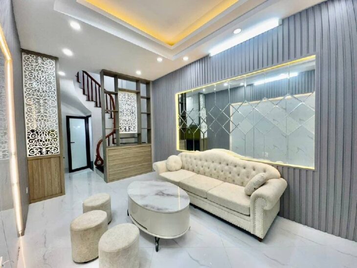 BÁN NHÀ NGÕ THỔ QUAN-DT28M2-4 TẦNG.FULL NỘI THẤT,GIÁ CHỈ:6.5 TỶ