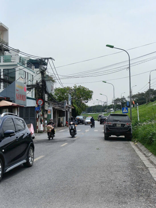 MẶT PHỐ BÁT KHỐI – DIỆN TÍCH LỚN – MẶT TIỀN RỘNG – VỊ TRÍ KINH DOANH ĐỈNH