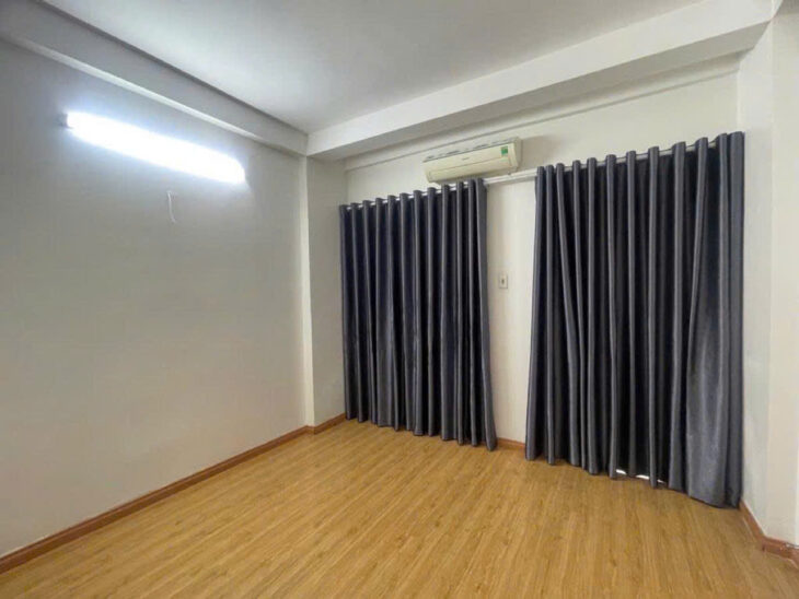 KHU PHÂN LÔ GIÁO VIÊN NGỌC THỤY – GẦN CÔNG VIÊN NGỌC THỤY
