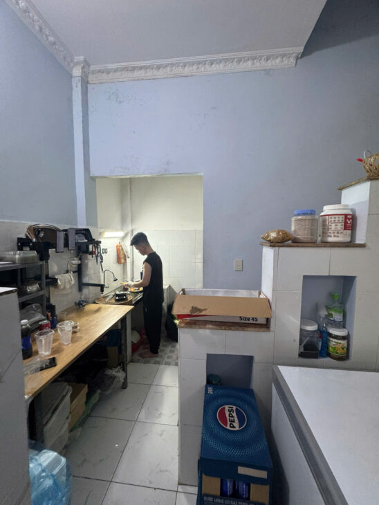 Phường 8, Gò Vấp, Nhà 2 tầng 36m2 BTCT, hẻm xe hơi, gần công viên Làng Hoa, 3.65 tỷ TL