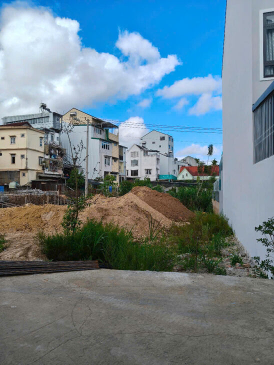 BÁN LÔ ĐẤT ĐẸP TRẠI MÁT ĐÀ LẠT ĐƯỜNG Ô TÔ TRÁNH NHAU