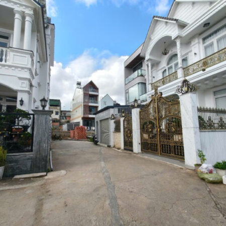 BÁN LÔ ĐẤT ĐẸP TRẠI MÁT ĐÀ LẠT ĐƯỜNG Ô TÔ TRÁNH NHAU