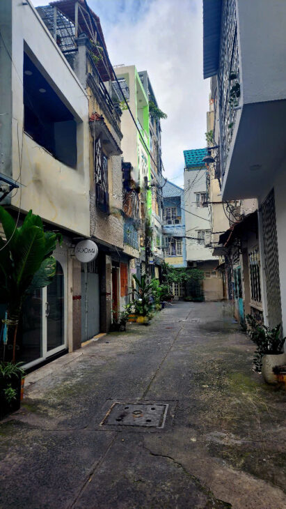 TRƯỜNG SA – NHÀ 3 TẦNG MỚI ĐẸP – TẶNG FULL NỘI THẤT – CHỈ 6.X TỶ TRƯỜNG SA – NHÀ 3 TẦNG MỚI ĐẸP – TẶNG FULL NỘI THẤT – CHỈ 6.X TỶ