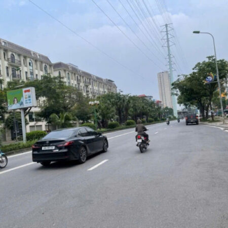 Chính chủ cần bán gấp shophouse dự án Himlam Vạn phúc, phố Tố Hữu,Kinh doanh sầm uất. Giá 30.x tỷ