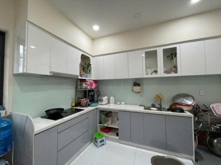 Bán nhà 2 tầng hẻm xe hơi 57m2 Quốc Lộ 13 Hiệp Bình Phước Thủ Đức 5.2 Tỉ Tl