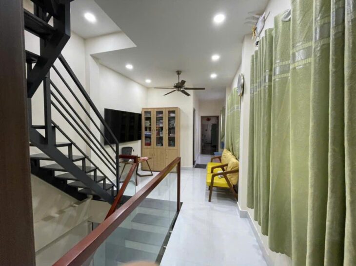 Bán nhà 2 tầng hẻm xe hơi 57m2 Quốc Lộ 13 Hiệp Bình Phước Thủ Đức 5.2 Tỉ Tl