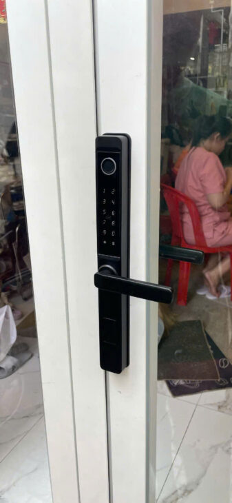 KHOÁ CỬA THÔNG MINH JIALOCK Y03