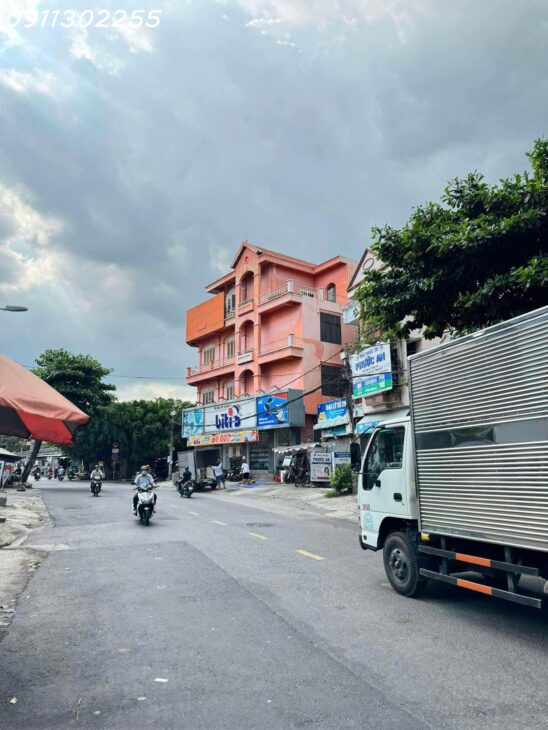 Nhà đẹp 70M2 – 1 xẹt Lã Xuân Oai – Đường trước nhà 5 mét – Giá 4 tỷ nhỉnh