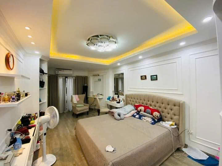 NHÀ ĐẸP MỄ TRÌ, 36.2- 5 TẦNG, NGÕ THÔNG, Ô TÔ, Ở NGAY, CHỈ 7.4 TỶ