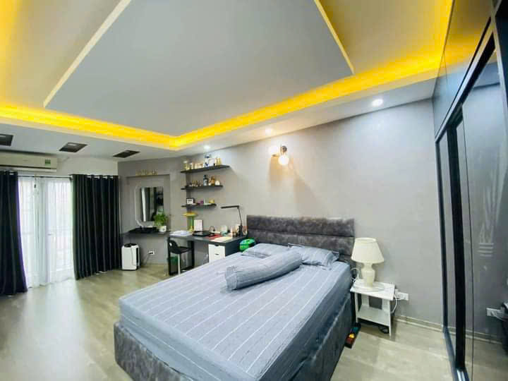 NHÀ ĐẸP MỄ TRÌ, 36.2- 5 TẦNG, NGÕ THÔNG, Ô TÔ, Ở NGAY, CHỈ 7.4 TỶ