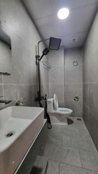 NHÀ CỔ NHUẾ –5 TẦNG – ĐH MỎ 200M – Ô TÔ GẦN – HƠN 4 TỶ