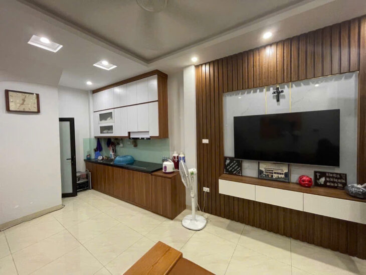 NHÀ YÊN PHỤ – 40M² x 6 TẦNG – GẦN HỒ TÂY – 2 MẶT THOÁNG – SỔ ĐỎ ĐẸP