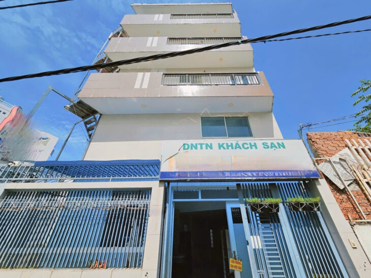 HẠ 5 TY BÁN KHÁCH SẠN ĐẸP ĐẦY ĐỦ CÔNG NĂNG- ĐẦY ĐỦ PCCC- KHAI THÁC THU NHẬP 2 TỶ/NĂM- 19 PHÒNG
