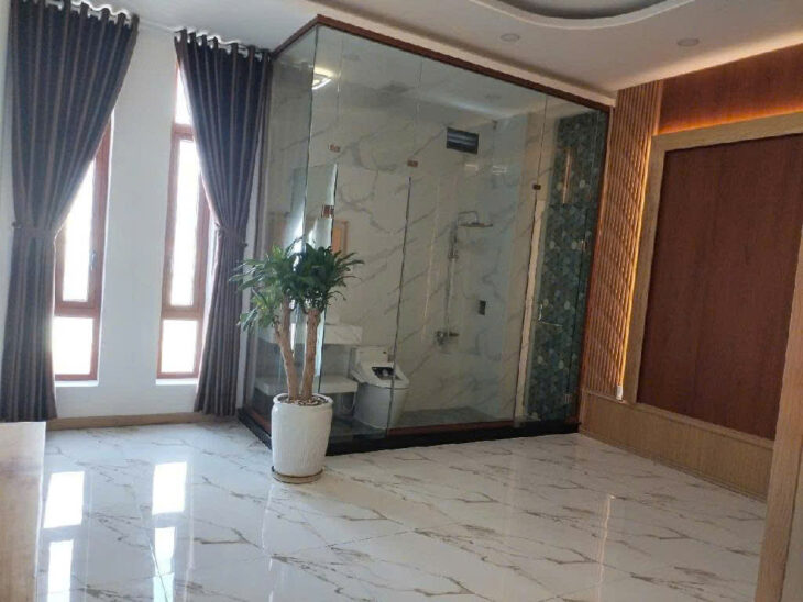 CHỦ CẦN BÁN GẤP TRẢ NHANH GIẢM MẠNH 300 TRIỆU SIÊU PHẨM BIỆT THỰ MINI MẶT TIỀN XUÂN THỚI THƯỢNG –
