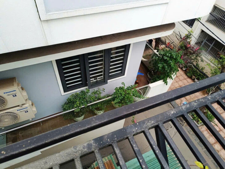 Hot tập thể 3 tầng, Kim Giang lô góc, nhà đẹp,3 thoáng, ngõ ô to tránh , tiện ích bạt ngàn 180m giá