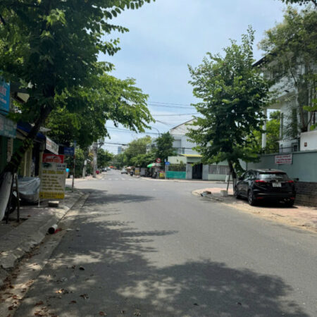 LÔ ĐẤT MẶT TIỀN NGANG ĐẸP CỰC HIẾM PHƯỜNG NAM NHA TRANG. LÔ ĐẤT MẶT TIỀN NGANG ĐẸP CỰC HIẾM PHƯỜNG NAM NHA TRANG.
