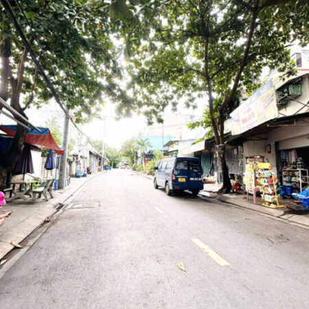 NHÀ MẶT TIỀN ĐƯỜNG TRẦN THỊ HÈ 12M – VỪA Ở VỪA KINH DOANH ĐA NGÀNH NGHỀ – NGANG 4.6M SỔ VUÔNG CỰC