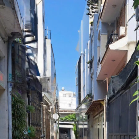 NGUYỄN HỒNG ĐÀO – 3 TẦNG BTCT – HẺM 4M – GẦN TRƯỜNG CHINH – CHỈ 11 TỶ