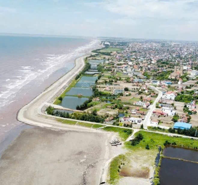 Đất đẹp- giá tốt Chính chủ cần bán nhanh lô đất đẹp tại thị trấn Quất Lâm tỉnh Nam Định
