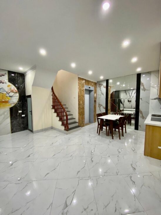 Bán nhà phố Bồ Đề, Hà Nội