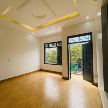 CỰC HIẾM – BÁN NHÀ 2 TẦNG MT 9.2,THÔNG SÀN MẶT QL39B – ĐÔNG HƯNG