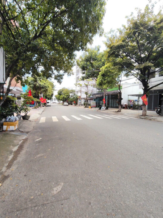 Chính chủ bán nhà MT Hồ Tùng Mậu – Hòa Minh- liên chiều. – DT > 100m², đường 10m5, vỉa hè 4m – Sát