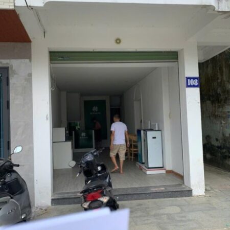 BÁN NHÀ MẶT PHỐ HÙNG VƯƠNG QUẢNG NGÃI, 36M2, GIÁ HỜI 4 TỶ, SỔ HỒNG RIÊNG!