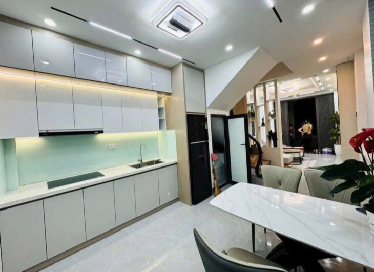 BÁN NHÀ MẶT NGÕ TRẦN CUNG, 65M X 6 TẦNG, MT 5m, Ô TÔ ĐỖ CỎNG, NGÕ THÔNG, KINH DOANH, CHỈ 15,1 TỶ