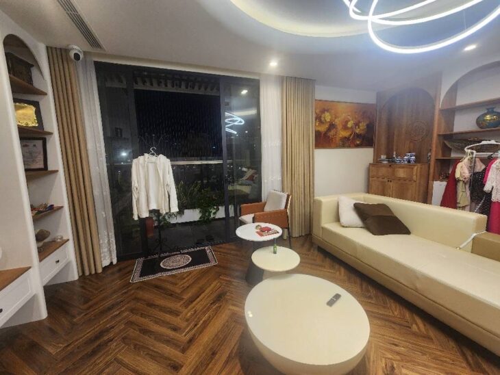 CĂN HỘ CENTER POINT CẦU GIẤY 12 TỶ 500-128M 3 NGỦ LÔ GÓC THOÁNG