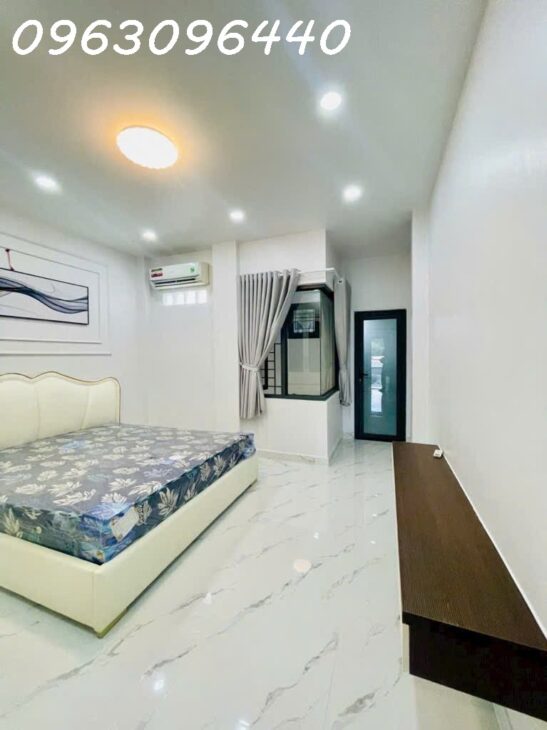 NHÀ ĐẸP HUỲNH THỊ ĐỒNG,5 TẦNG , HẺM XE HƠI ,FULL NỘI THẤT CAO CẤP