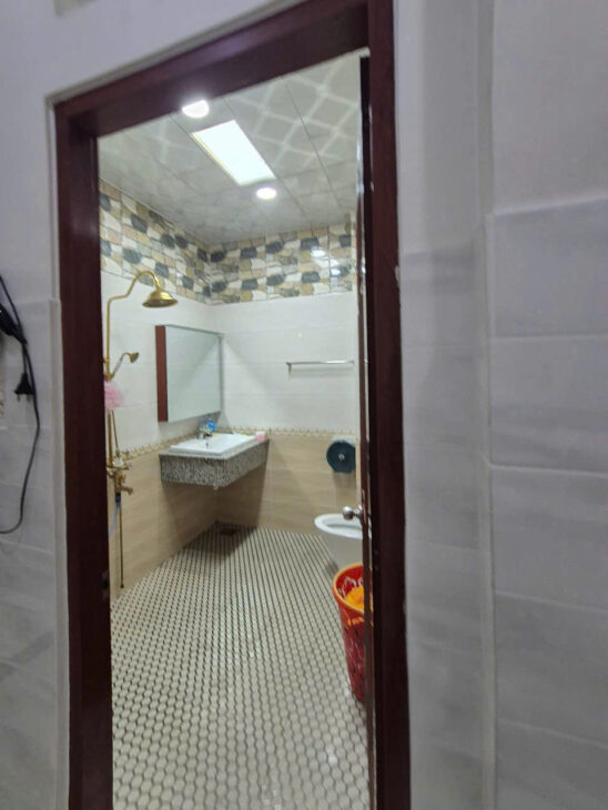 NHÀ HẺM XE HƠI LIÊN KHU 4-5 BÌNH TÂN -108M2 (22M X 5M), SỔ HỒNG RIÊNG, 3 TẦNG, 4 PHÒNG NGỦ, NHỈNH 6