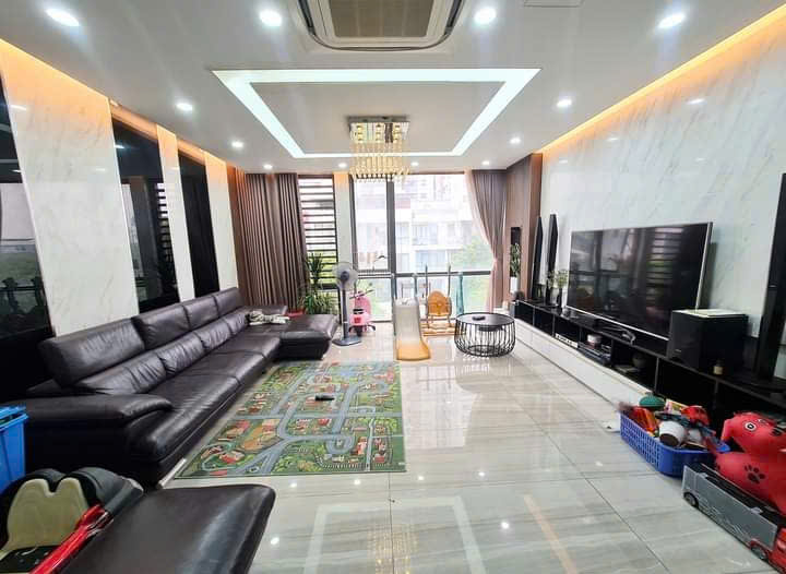 Mặt phố Trịnh Văn Bô, 116m2 – 5T, vỉa hè rộng, Kinh doanh đỉnh, giá 28.2 tỷ