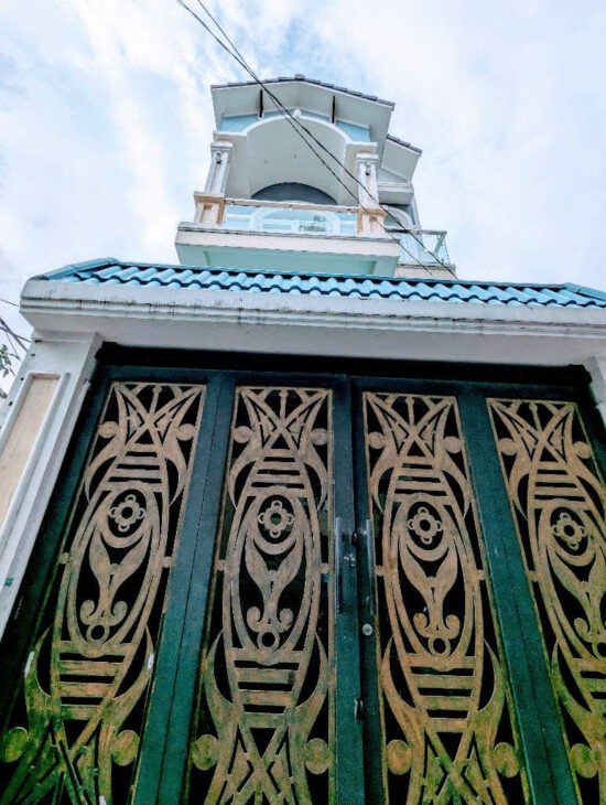 Chính chủ bán nhà 4 tầng hẻm xe hơi gần Phú Mỹ Hưng, sổ hồng riêng hoàn công đầy đủ