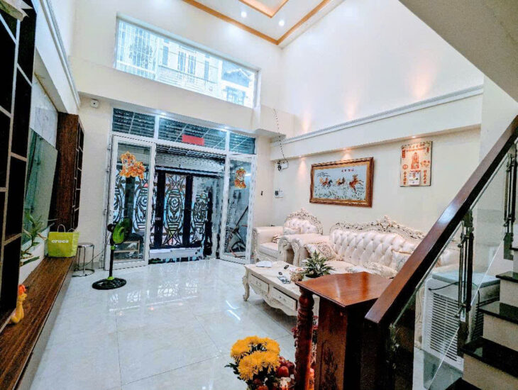 Chính chủ bán nhà 4 tầng hẻm xe hơi gần Phú Mỹ Hưng, sổ hồng riêng hoàn công đầy đủ