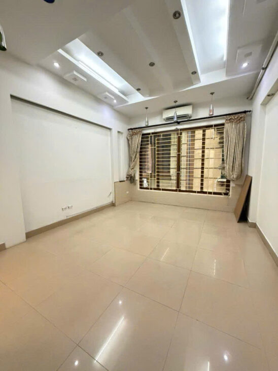 💥💥Phân lô Ô tô Trung Kính 43m 5T, ra phố 20m, chỉ 15.7 tỷ, trung tâm Cầu Giấy