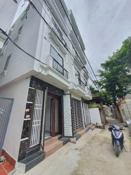 BÁN NHÀ TẠI ĐƯỜNG QUANG TRUNG – HÀ ĐÔNG. DT 36,5M2 LÔ GÓC- NỞ HẬU 4 TẦNG GIÁ NHỈNH 5 TỶ