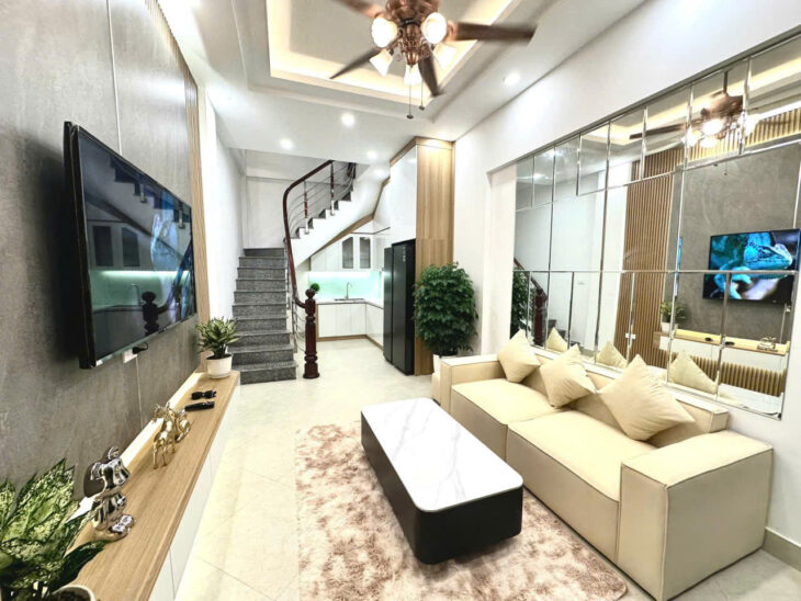 HÀNG ĐẸP CẦU GIẤY – EM MẶT PHỐ – KHU SIÊU VIP CẦU GIẤY – CỰC HIẾM NHÀ BÁN – TIỆN ÍCH NGẬP TRÀN