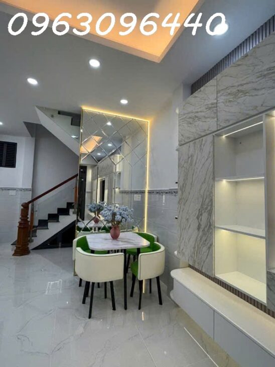 Bán Gấp Nhà Quận 7, Hẻm Huỳnh Tấn Phát, 66m2, 3 Lầu, Giá Tốt Nhất