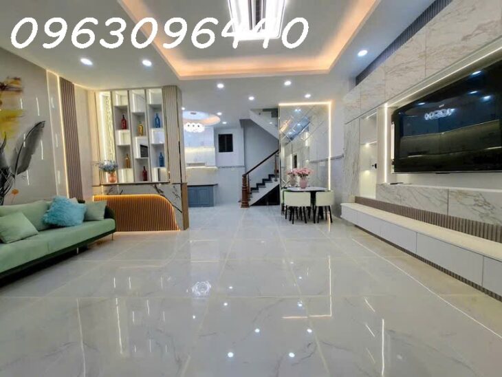 Nhà Đẹp Quận 7, Hẻm Huỳnh Tấn Phát: 56m2, 3 Tầng, Giá Tốt