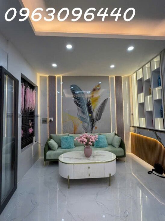 Nhà Đẹp Quận 7, Hẻm Huỳnh Tấn Phát: 56m2, 3 Tầng, Giá Tốt